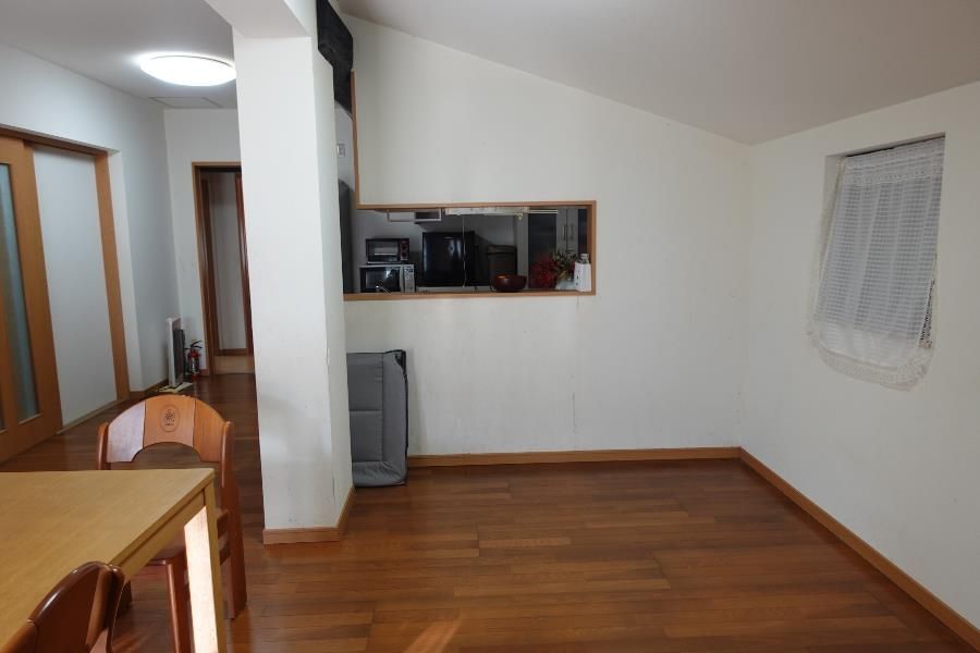 7LDK Used Detached House in Tsu City, Mie Prefecture - Thumbnail 2