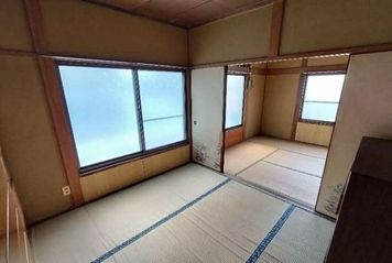 4DK Traditional House for Rent in Mihara, Hiroshima Akiya Bank - Thumbnail 3