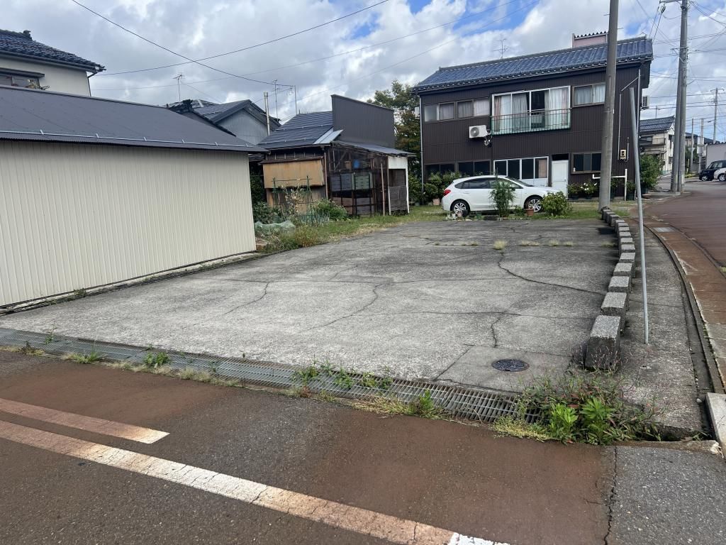 Vacant Land for Sale in Sanjo City, Niigata - 99 sqm - Thumbnail 2