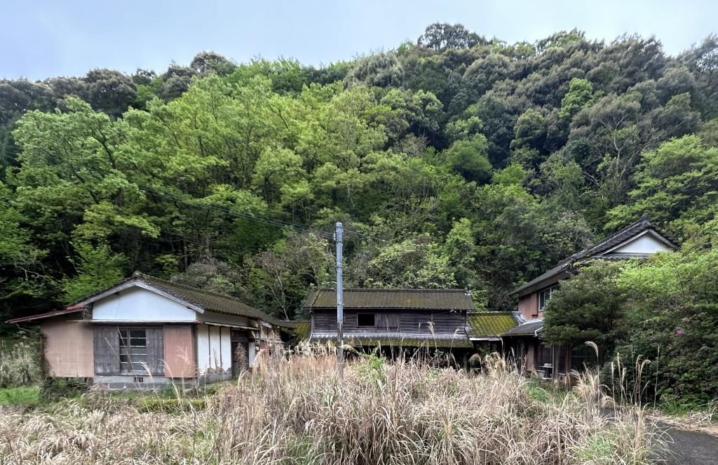 Historic Kominka with Mountain Views in Kadogawa, Miyazaki - Thumbnail 2