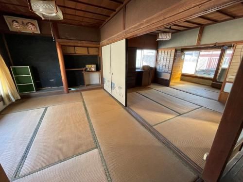 5DK Traditional House for Sale in Seiyo City, Ehime - Thumbnail 4