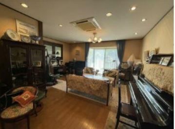 7SLDK Family Home with Solar Power in Oita City - Thumbnail 3