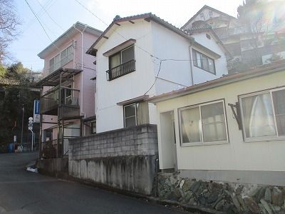 5K Detached House for Sale in Central Yawatahama, Ehime - Thumbnail 2