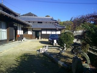 6DK Traditional House with Ocean Views for Sale in Imabari - Thumbnail 3