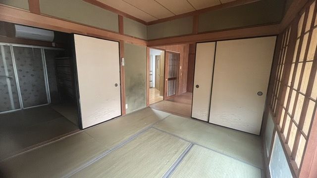 5LDK Traditional House in Susaki with Relocation Subsidy Eligibility - Thumbnail 3