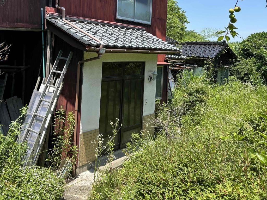 Spacious Akiya in Sanjo with Excellent Transport Links - Thumbnail 2
