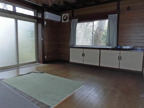 5DK House for Sale in Odate, Akita - Large Corner Lot - Thumbnail 3