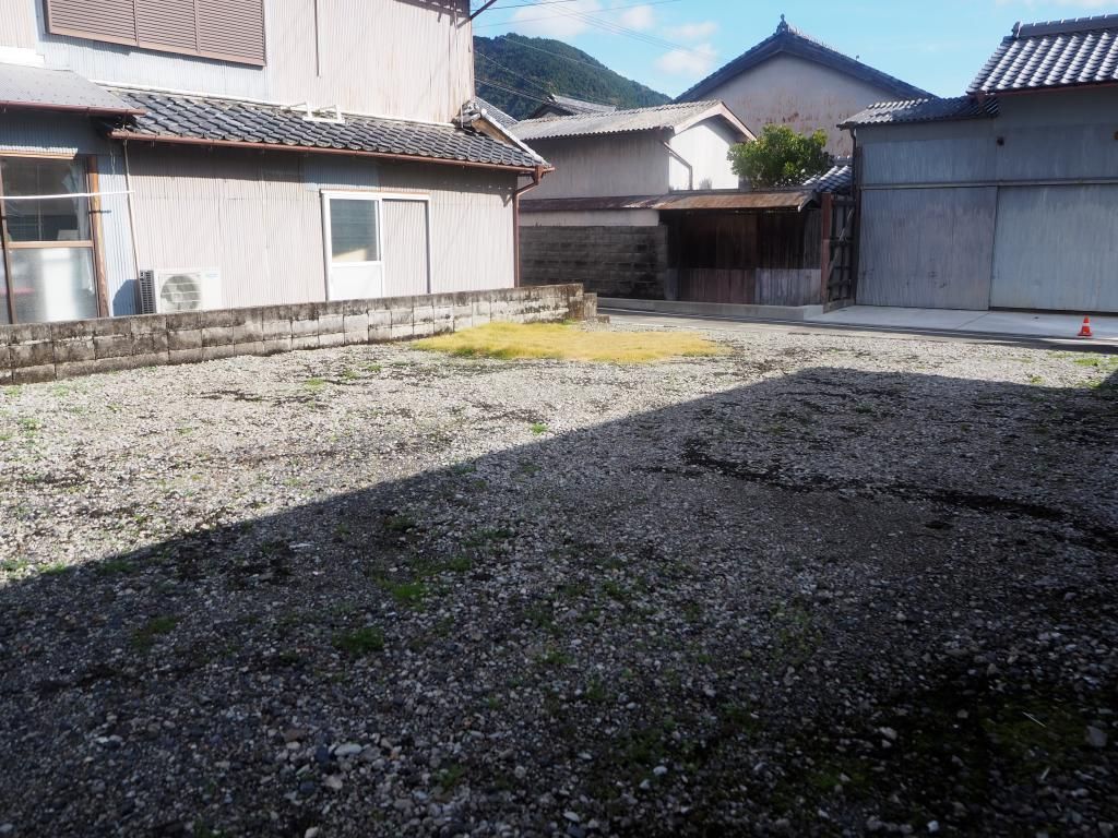 214.99 sqm Vacant Land for Sale in Naka Town, Tokushima - Thumbnail 3