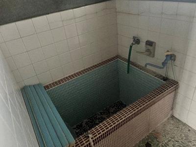 Quiet 4DK Single-Story Home in Saijo — Image 1, Saijo, Ehime