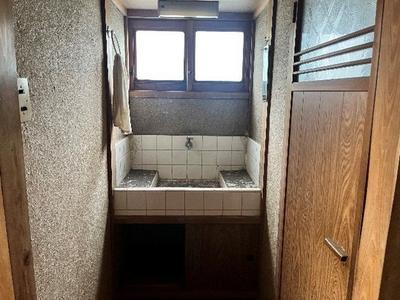 Quiet 4DK Single-Story Home in Saijo — Image 3, Saijo, Ehime