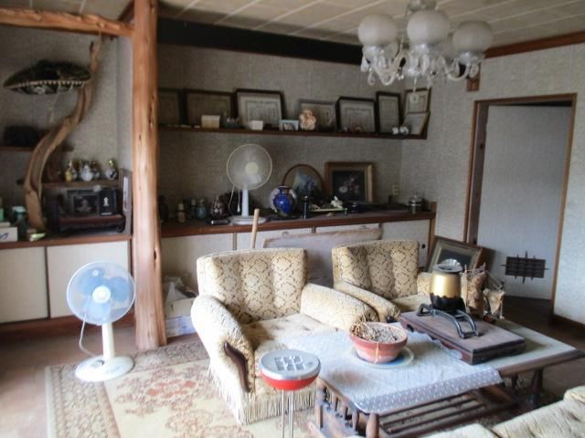 Large Traditional 12DK House with Land for Sale in Niimi, Okayama - Thumbnail 4
