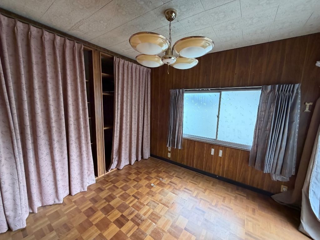 Used Detached House 5DK 79.63sqm in Mihara, Hiroshima - Thumbnail 3