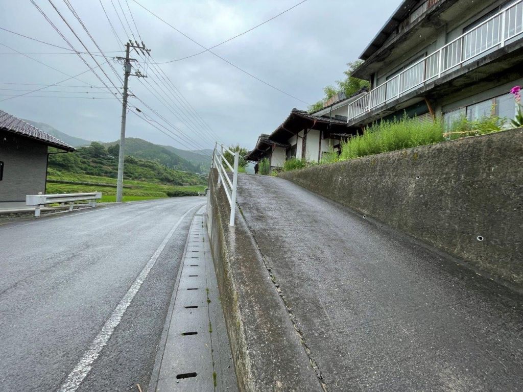 5DK Pet-Friendly House for Rent in Seiyo City, Ehime - Thumbnail 3