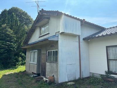 Old Folk House Surrounded by Nature in Yumae Town — Image 3, Yumae, Kumamoto