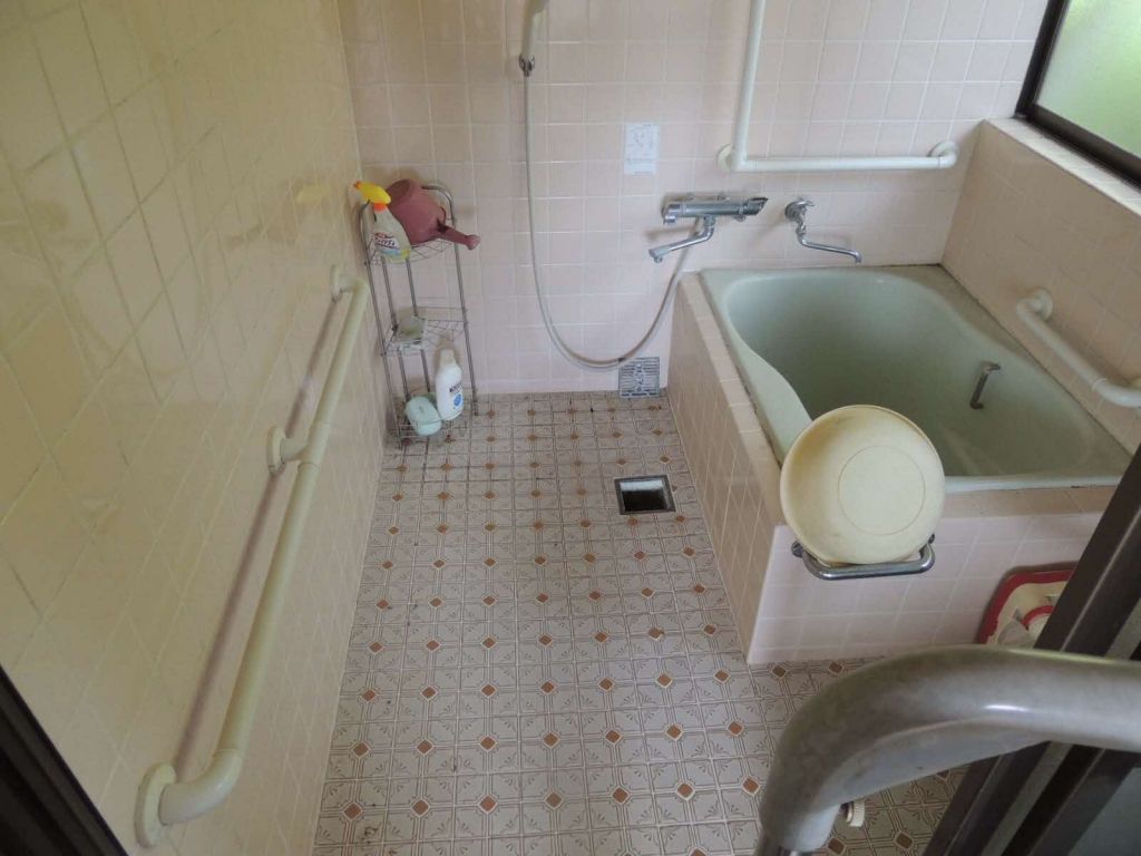 Countryside House with Mountain Views & Land in Misaki Town, Okayama - Thumbnail 4