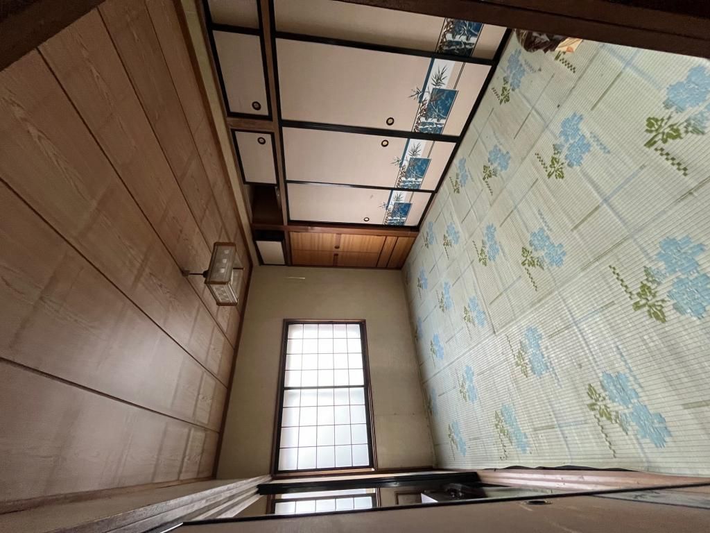 Spacious 242 sqm Traditional Wooden House for Sale in Noheji, Aomori - Thumbnail 3