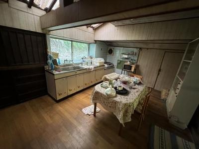1960 Traditional House in Kokonoe Town with Mountain Views — Image 1, Kokonoe, Oita
