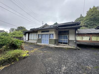 1960 Traditional House in Kokonoe Town with Mountain Views — Image 1, Kokonoe, Oita