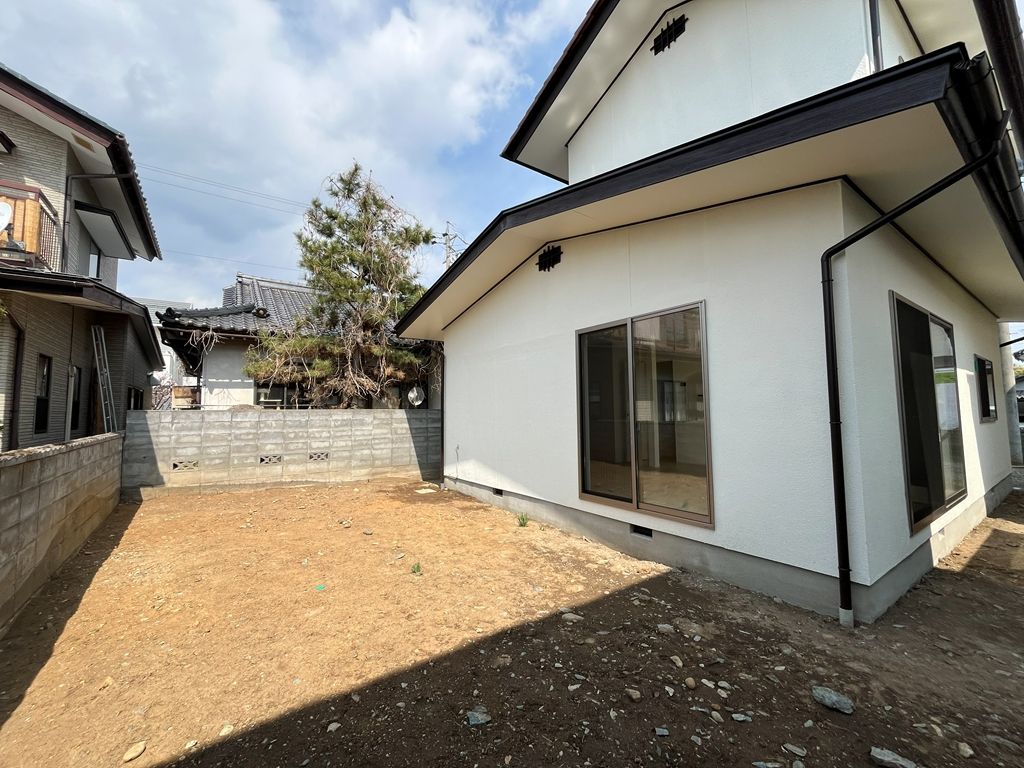 Renovated 3LDK House for Sale in Nagano City - Thumbnail 2
