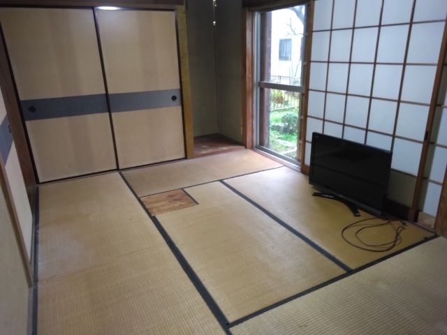 4DK House for Sale in Hadano, Kanagawa - 176.67 sqm Land - Thumbnail 3