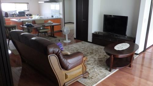 Spacious 3LDK Detached House for Sale in Nagomi, Kumamoto - Thumbnail 2