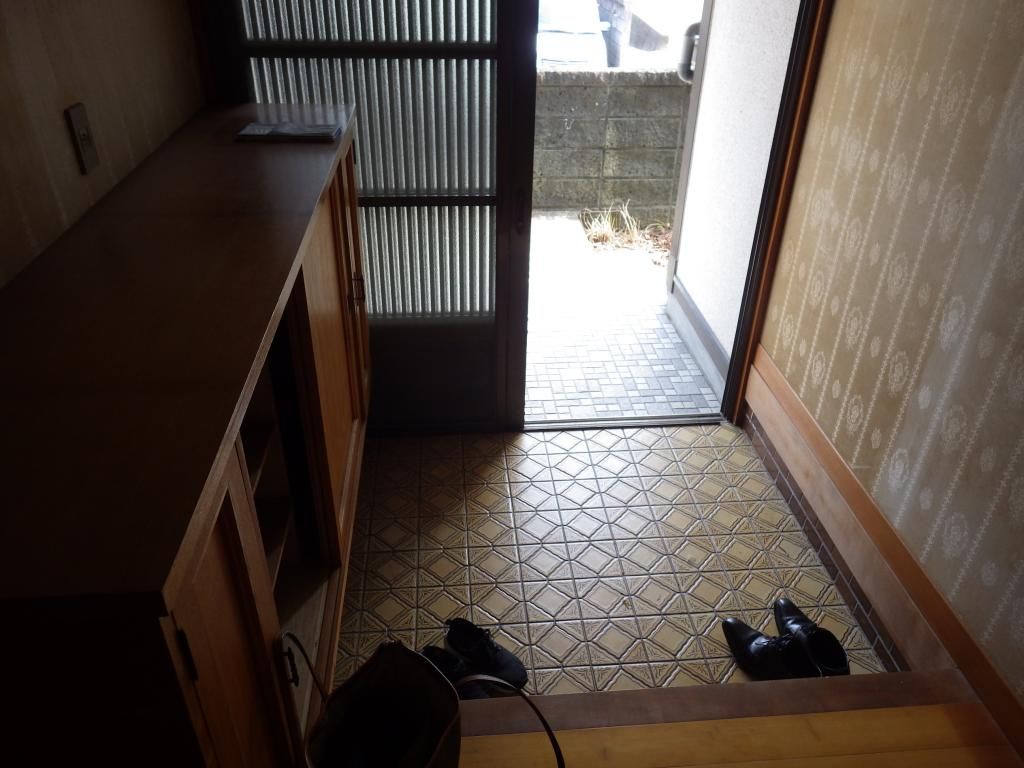All-Electric 3DK House for Sale in Tobe Town, Ehime - Thumbnail 3