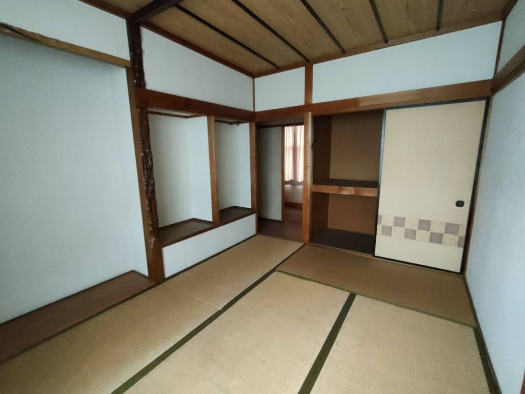 Former Ryokan with Annex for Sale in Central Odate, Akita - Thumbnail 3