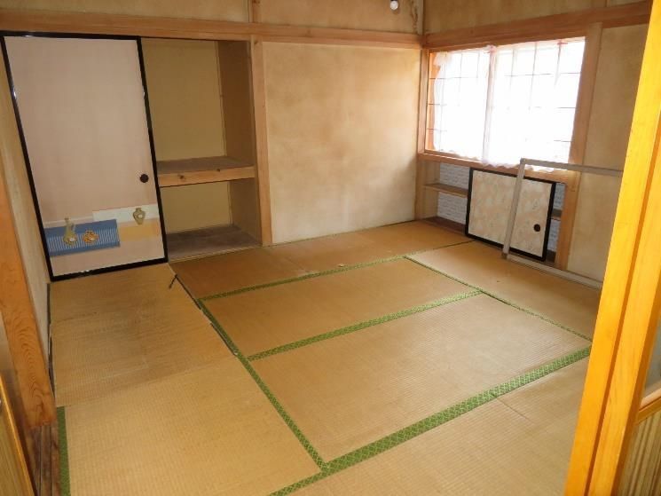 Large 6LDK Traditional House for Sale in Nanbu Town, Aomori - Thumbnail 4