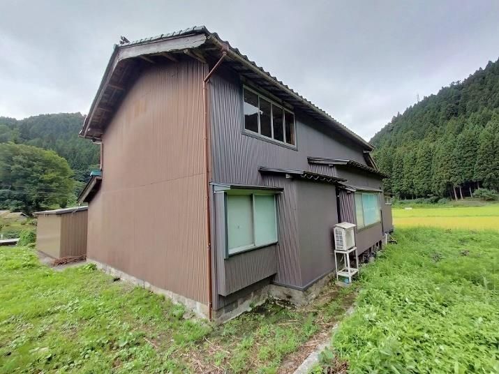 6LDK Wooden House for Sale in Asahi Town, Toyama - Thumbnail 2