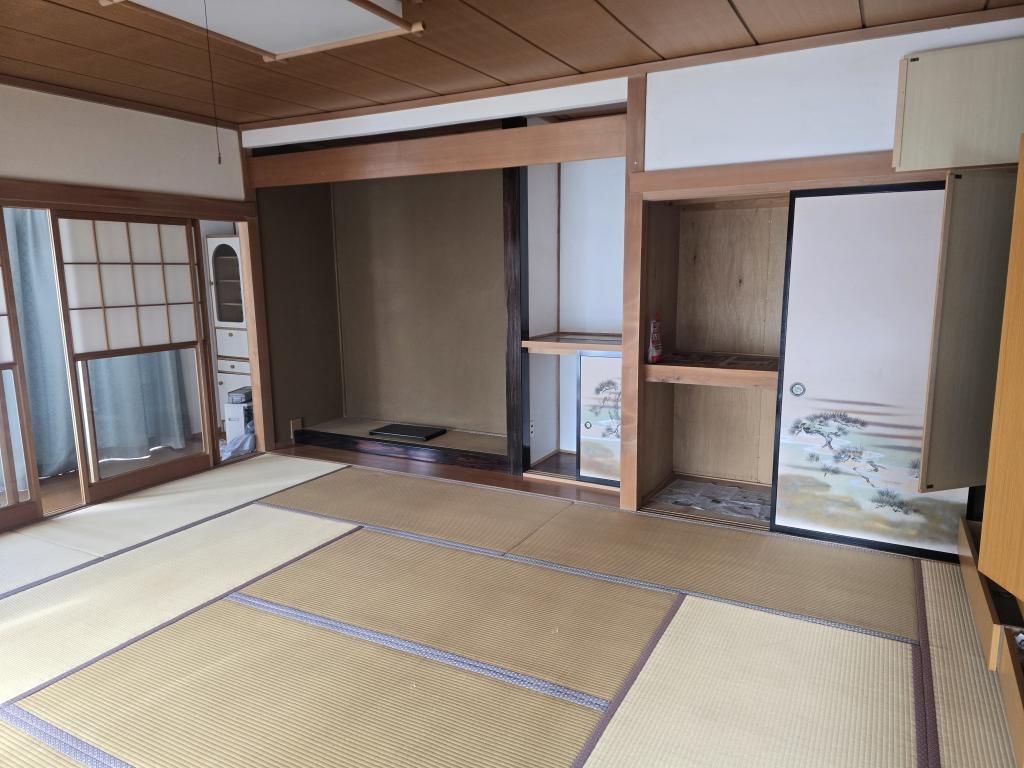 Spacious 3K Akiya House for Sale in Hachimantai, Iwate - Thumbnail 3