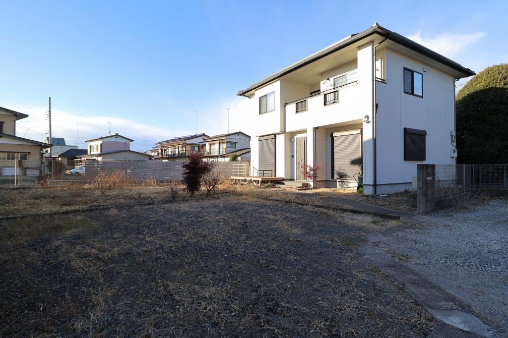 4LDK Solar-Powered Detached House for Sale in Tochigi City - Thumbnail 2