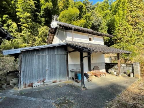 Refurbished 5DK Traditional House for Rent in Seiyo City, Ehime - Thumbnail 2