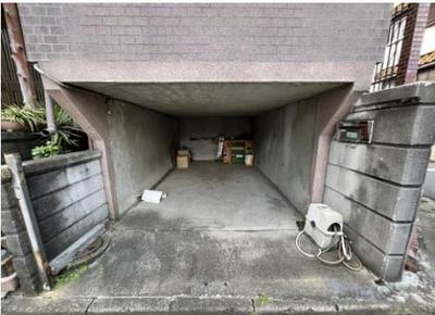 4DK Corner House in Takashi City with Garage — Image 1, Takaishi, Osaka