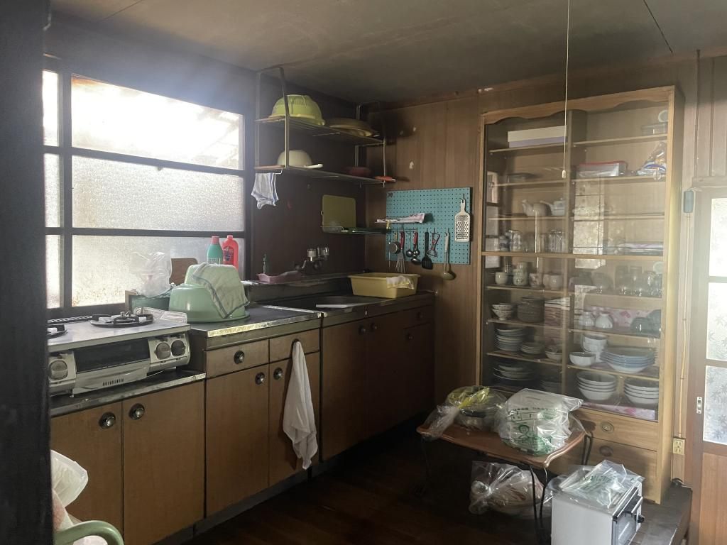 Two-Story House with Barn & Farmland in Mima City, Tokushima - Thumbnail 2