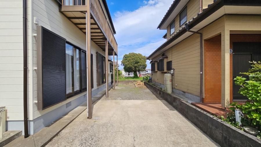 Renovated 4LDK House for Sale in Komasu, Miyazaki City - Thumbnail 3