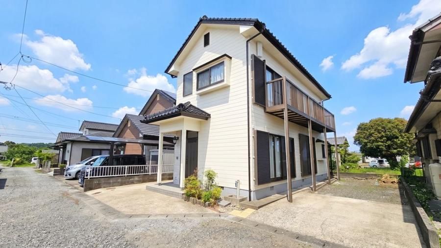 Renovated 4LDK House for Sale in Komasu, Miyazaki City - Thumbnail 2