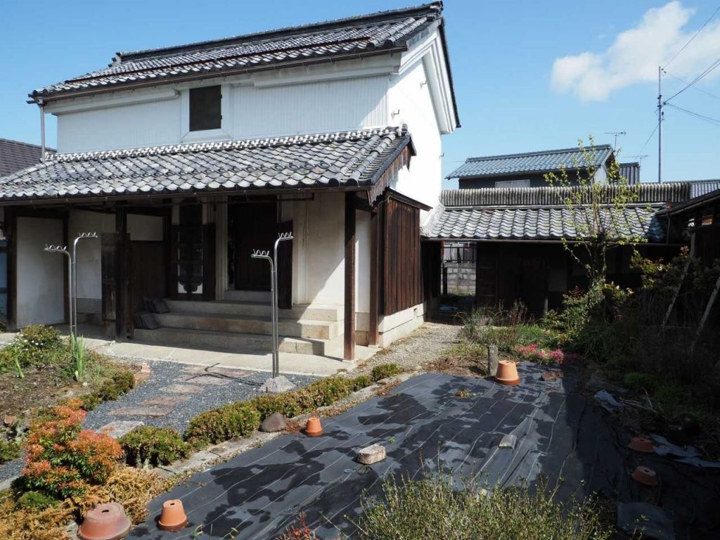 8DK House for Sale in Hino Town, Shiga Prefecture - Thumbnail 3