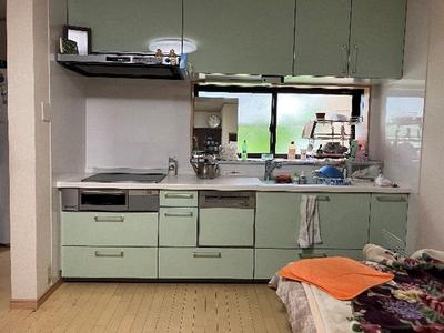 Spacious 5LDK House in Saijo City with Large Land Plot — Image 4, Saijo, Ehime
