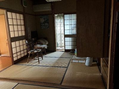 Spacious 5LDK House in Saijo City with Large Land Plot — Image 3, Saijo, Ehime