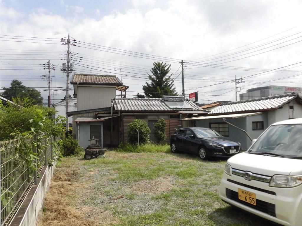6DK Corner Lot House for Sale in Kiryu, Gunma - Thumbnail 3