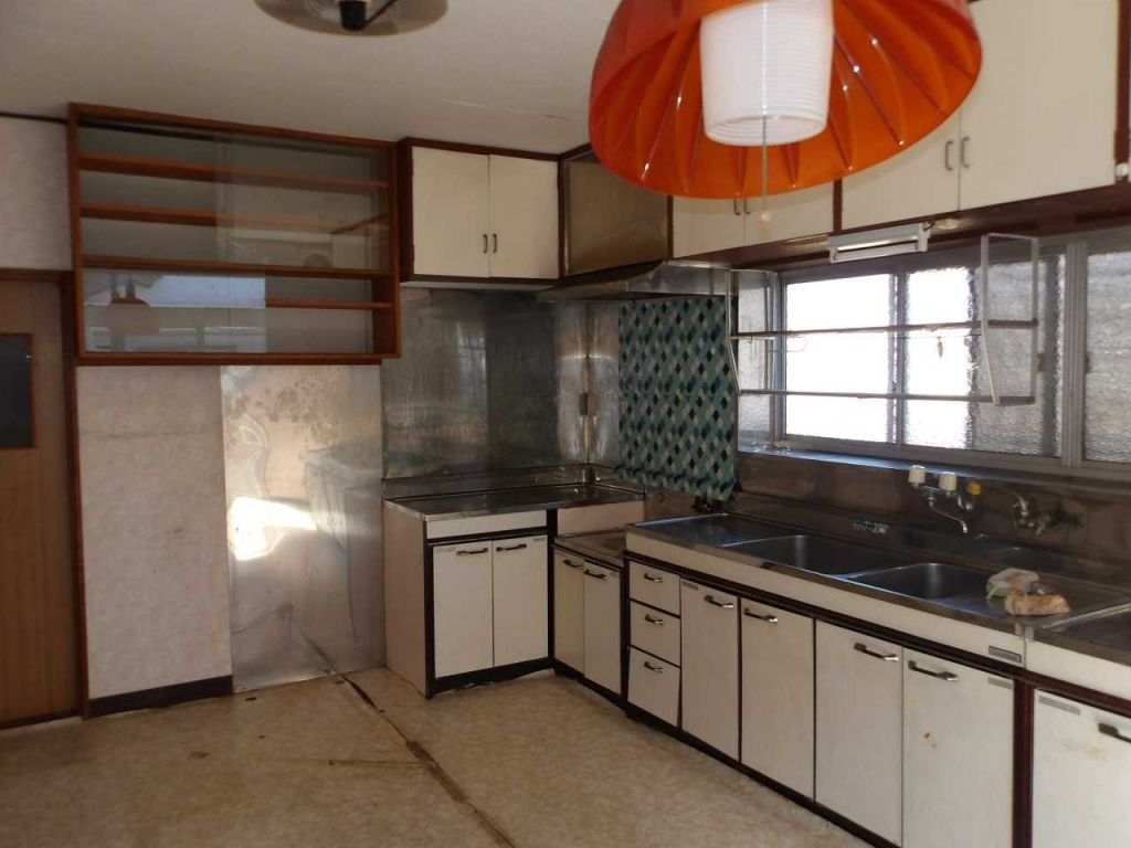 8LDK House for Sale in Kiryu, Gunma - 312.56 sqm Land - Thumbnail 4