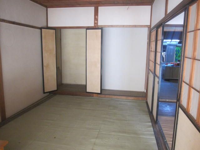 Traditional 5K House with Mountain Views in Hida City, Gifu - Thumbnail 2