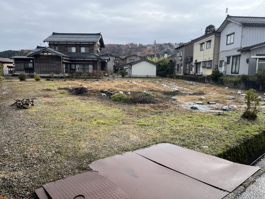 Vacant Land for Sale in Sanjo City, Niigata - 466.48 sqm Corner Plot - Thumbnail 4