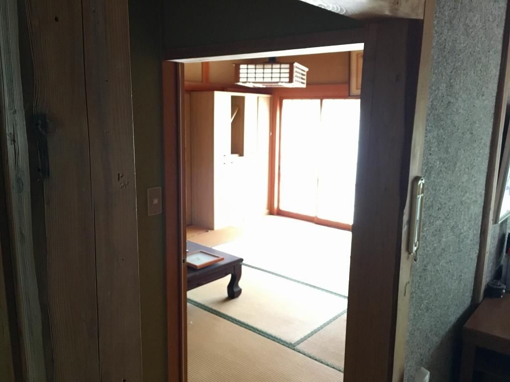 Large 8DK Two-Story House on 845 sqm Plot in Hokuei, Tottori - Thumbnail 4