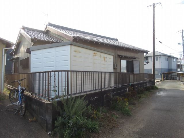 5DK House for Sale in Toyokawa, Aichi - 296.76 sqm Land - Thumbnail 2