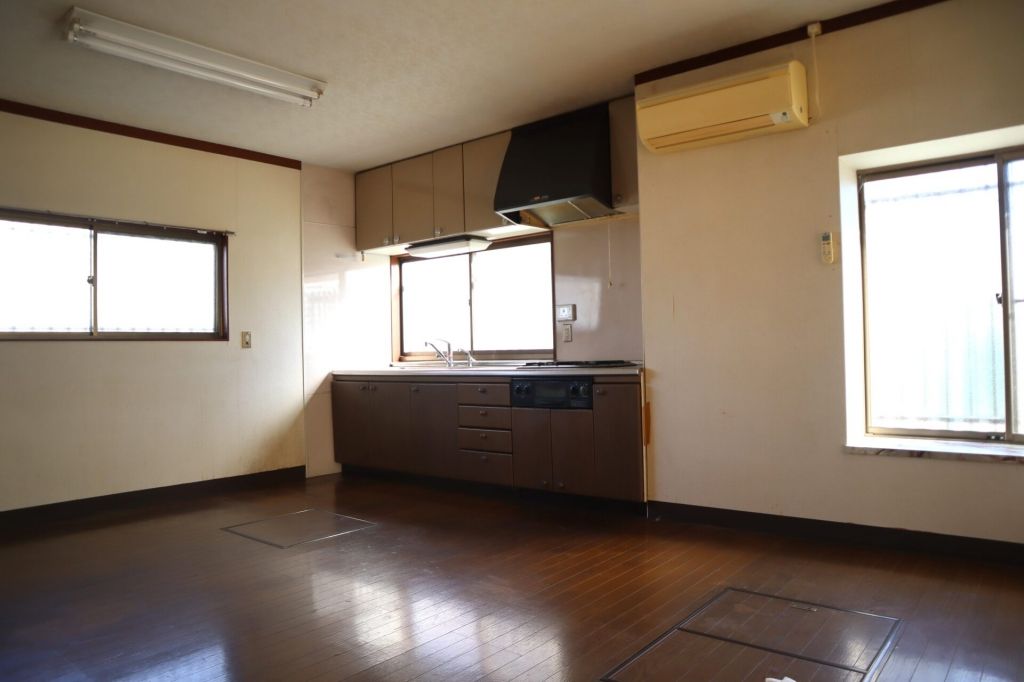 4LDK Detached House for Sale in Tochigi City, Tochigi - Thumbnail 4