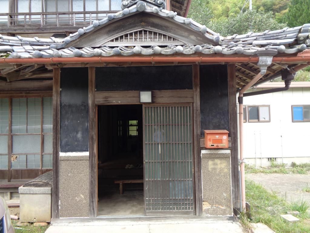 6K Detached House for Sale in Quiet Matsusaka Neighborhood - Thumbnail 2