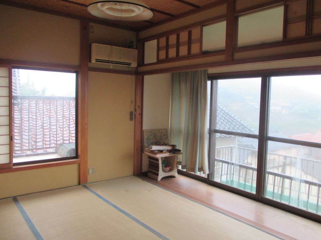 Seaside 5DK House for Sale in Matsue, Shimane with Ocean Views - Thumbnail 4
