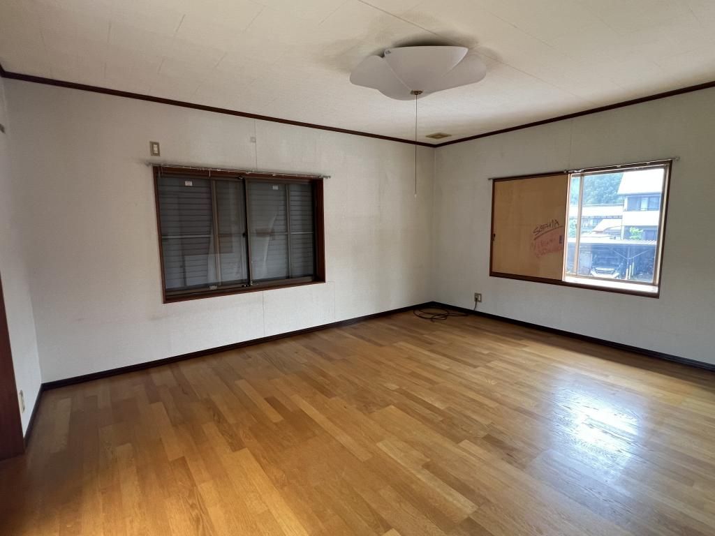 7DK Country House for Sale in Gujo, Gifu - Akiya Bank Listing - Thumbnail 3