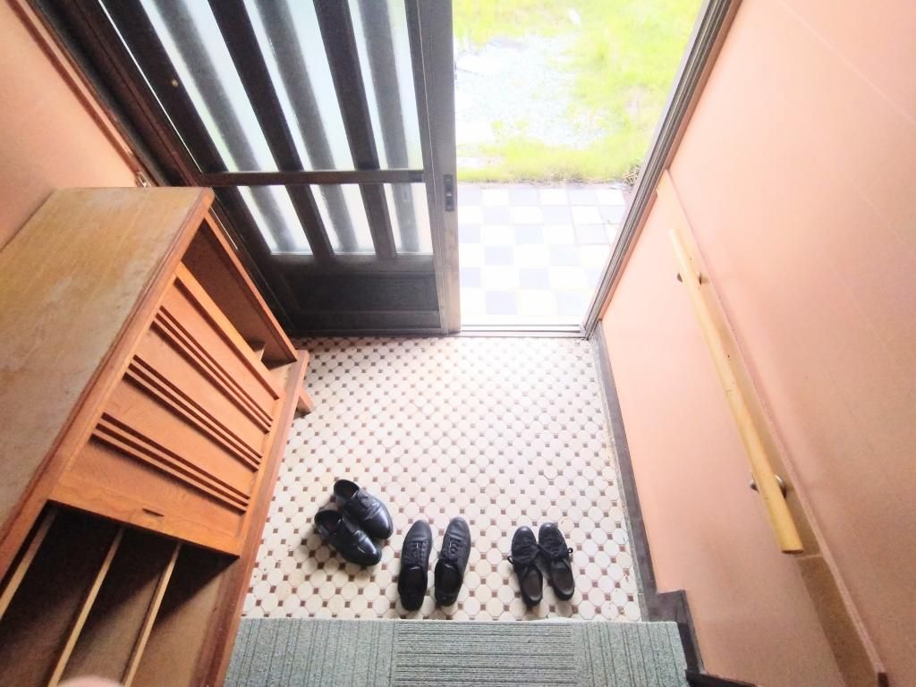 5DK House for Sale in Quiet Ishinomaki Residential Area - Thumbnail 2